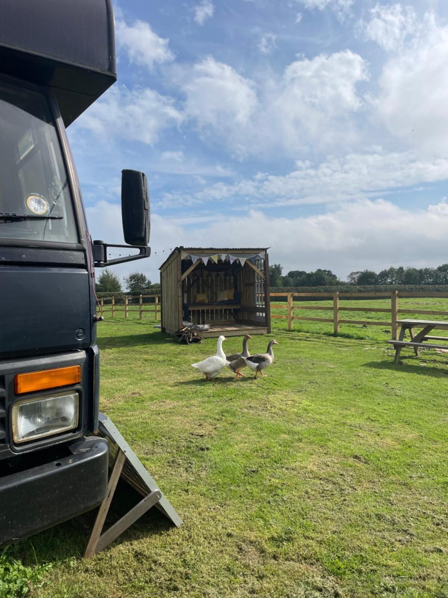 فندق North Yorkshire Horse Box المظهر الخارجي الصورة